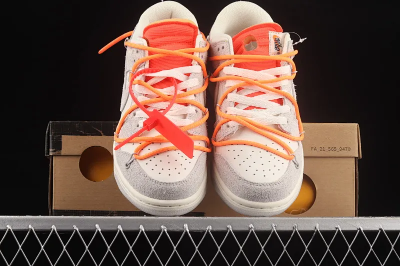All Categories Nk SB Dunk Series Nk SB Dunk Low Low-top Sneakers Pure Original Version OF x Nk Dunk Low OW Suede SB Smash Backboard Fashion Casual Sneakers DJ0950-116